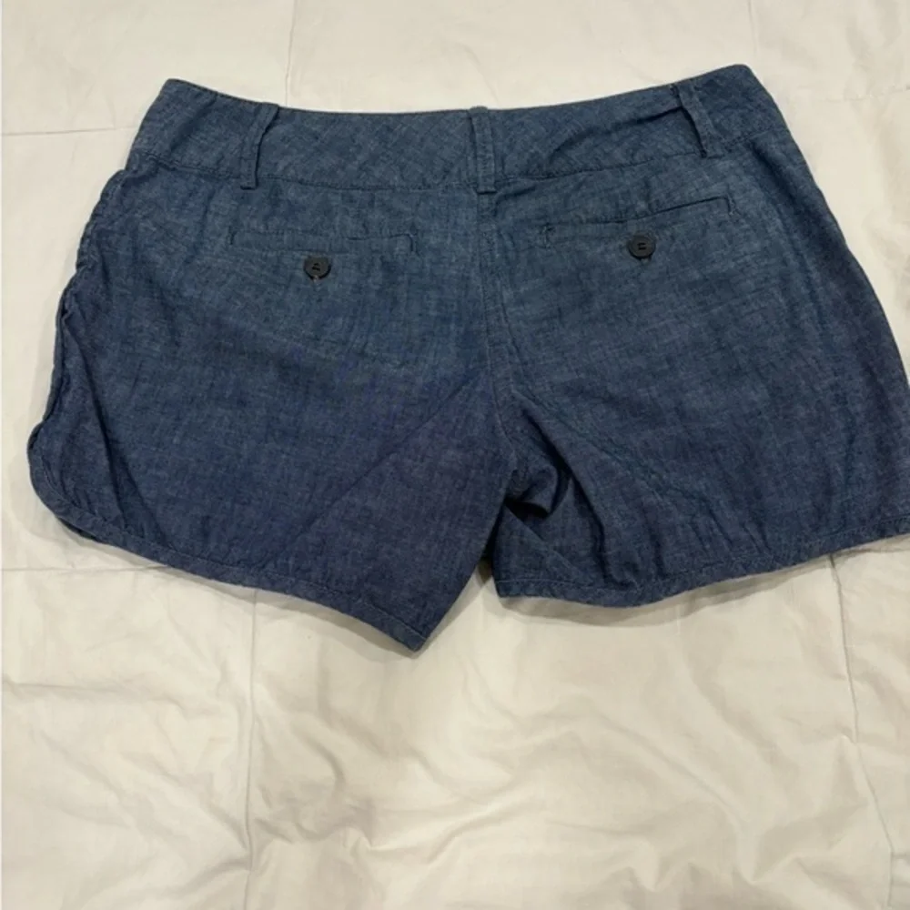 Lightweight denim shorts from the limited size‎ 6 great for back to school